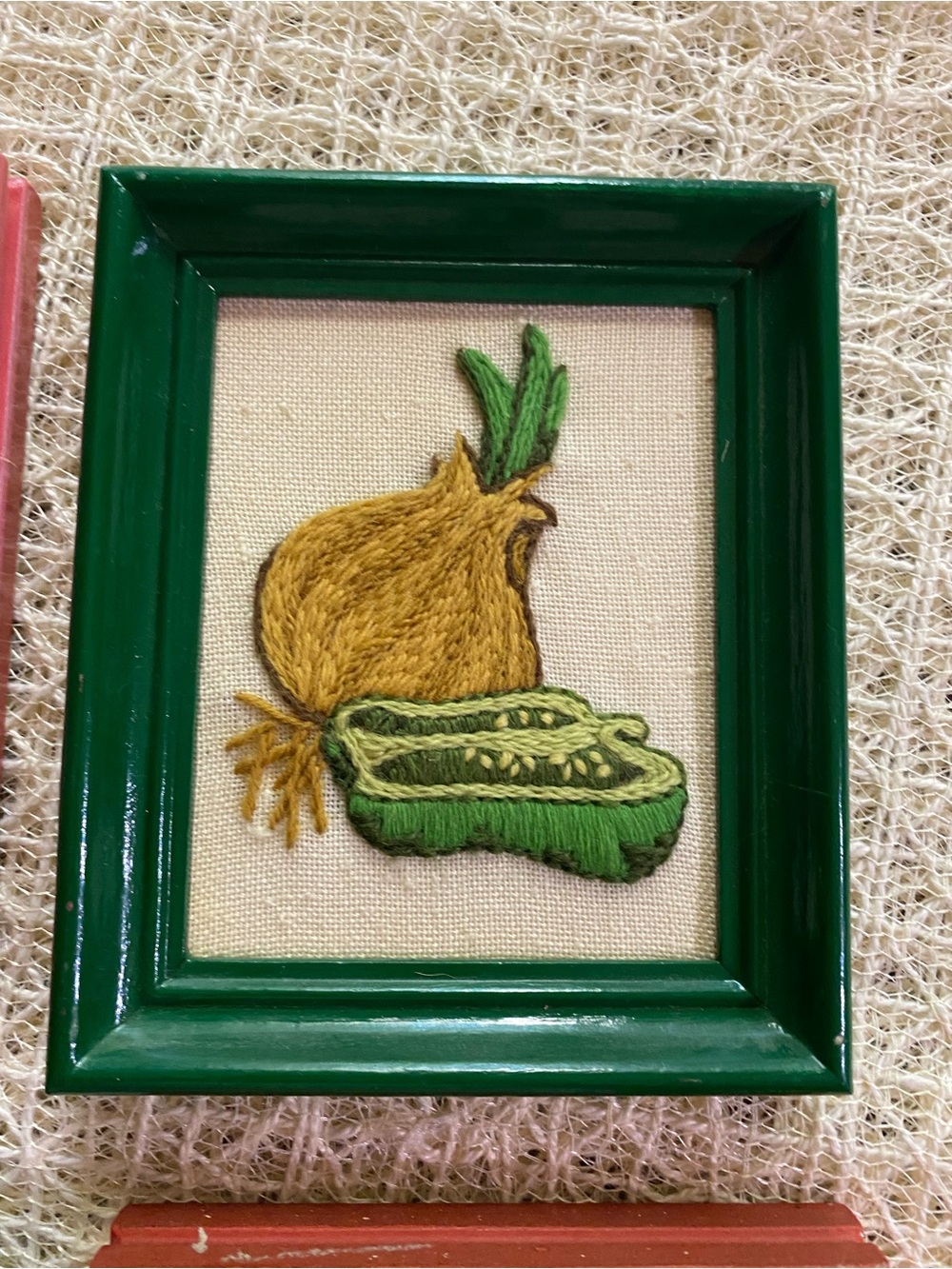 Set of 4 Vintage-Hand Embroidered Vegetable & Fruit Mini Wall Art - - Picture 4 of 6